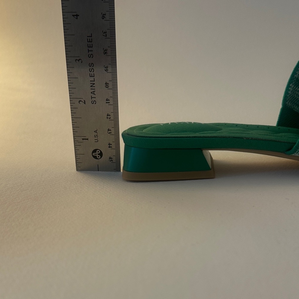 Vivaia Green Pointed-Toe Knot Women's Slides - Picture 6 of 6
